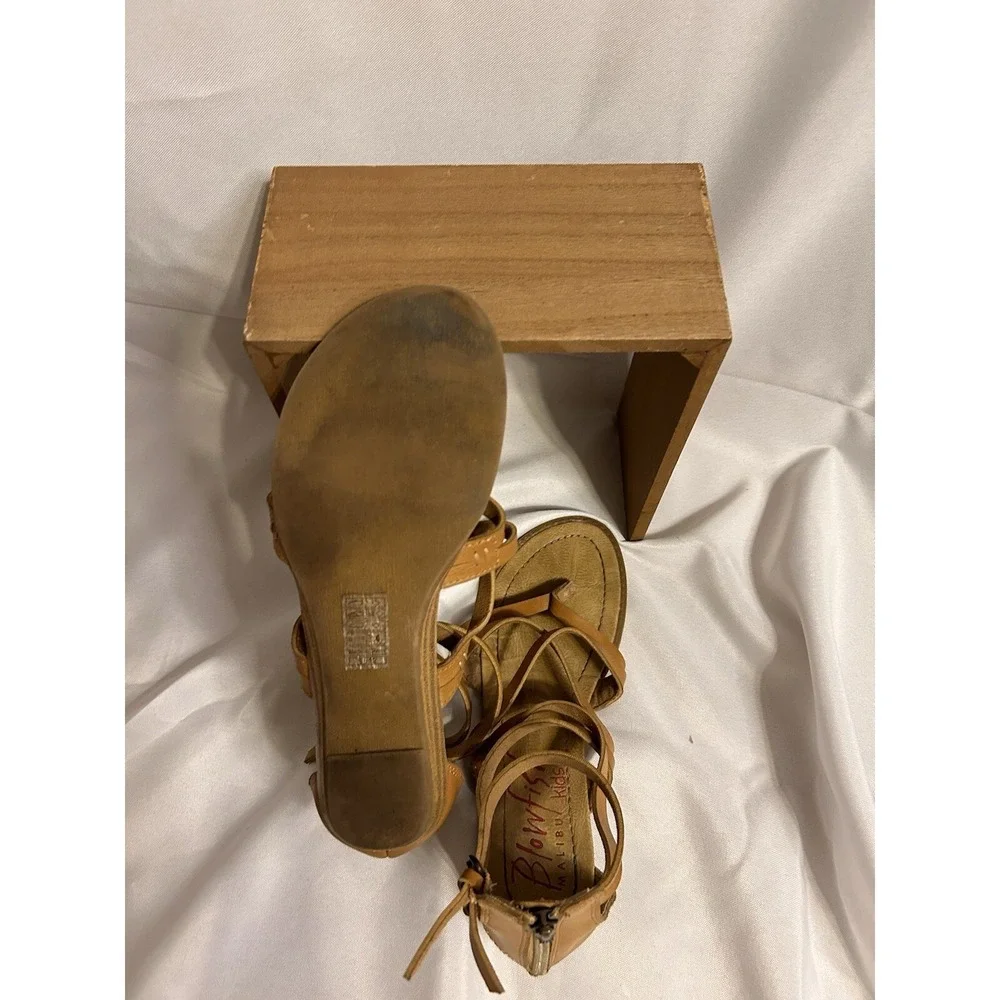 Blow Fish Girls Sandals Tan Size 4,‎ Gladiator Style Beach Vacation